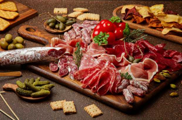 Spanish Charcuterie-Board