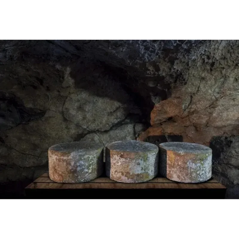 Asturiana Cabrales Cheese Wedge (650g) 2 Asturiana Cabrales Cheese Wedge 650g