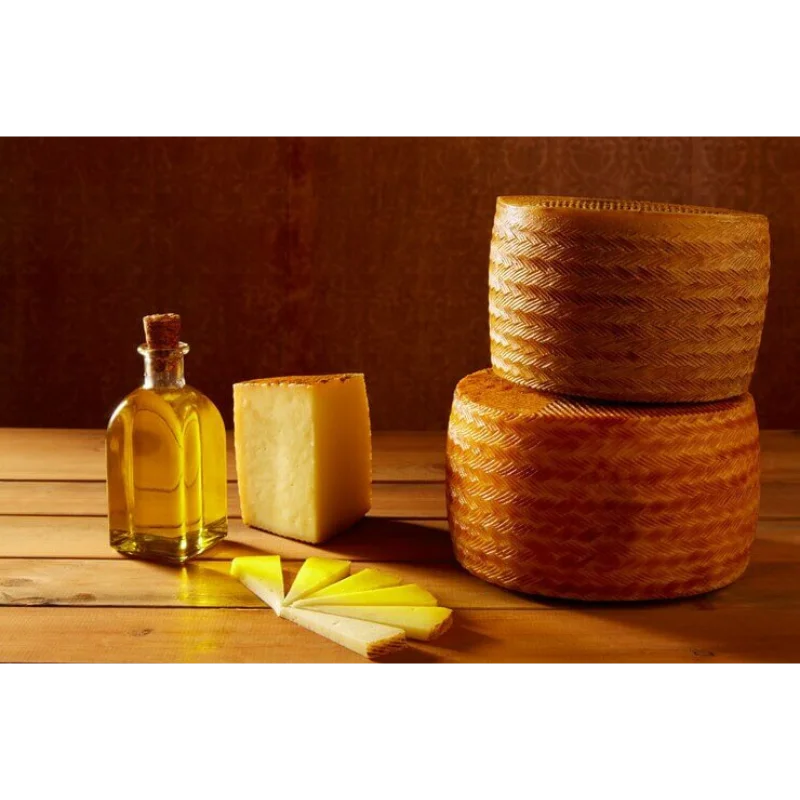 Villacenteno Aged Manchego Cheese Wheel (1Kg) 2 Villacenteno Aged Manchego Cheese Wheel (1Kg) - Image 2