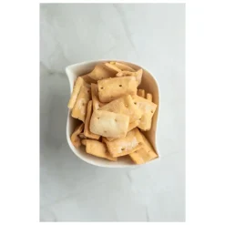 Panceliac Gourmet Gluten Free Crackers (80g) 3 Panceliac gourmet crackers in a bowl