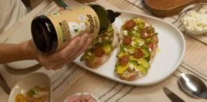 Coosur Squizz squeeze bottle extra virgin olive oil from Jaén Spain